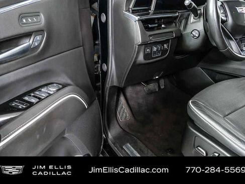 Used 2024 Cadillac Escalade ESV Sport image 8