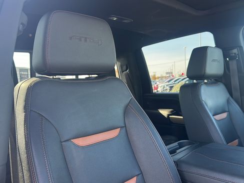 Used 2023 GMC Sierra 2500 AT4 w/ AT4 Premium Plus Package image 23