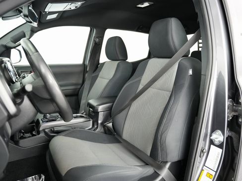 Used 2021 Toyota Tacoma TRD Sport image 47