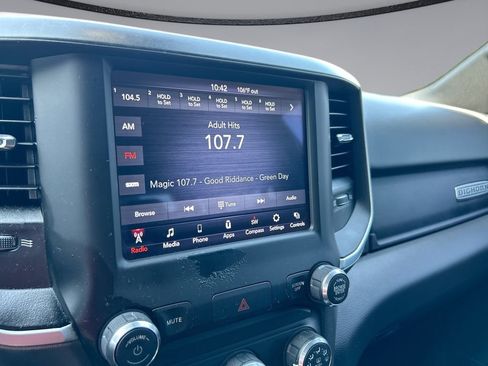 Used 2019 RAM 1500 Big Horn RWD image 22