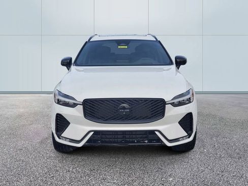 New 2026 Volvo XC60 B5 Ultra w/ Protection Package Premier AWD/4WD image 2