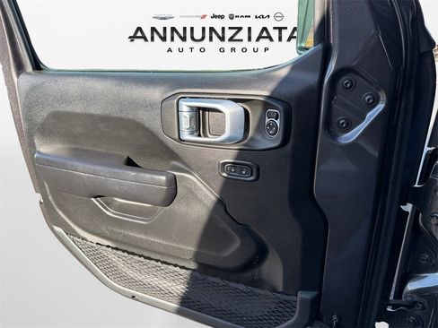 Used 2021 Jeep Wrangler Unlimited Sport image 28