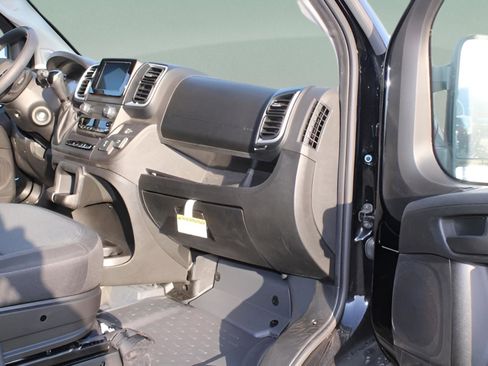 New 2025 RAM ProMaster 2500 w/ Quick Order Package 22G SLT FWD image 14