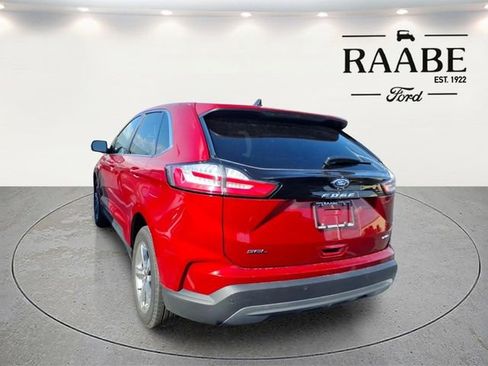 Used 2023 Ford Edge SEL w/ Convenience Package image 15