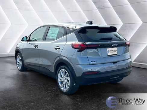 New 2027 Chevrolet Bolt LT w/ Comfort Package FWD image 3