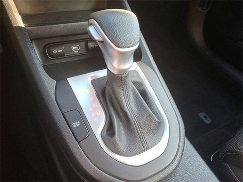 Certified 2023 Kia Forte LXS image 16