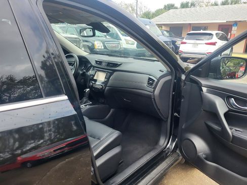 Used 2017 Nissan Rogue SL AWD/4WD image 71