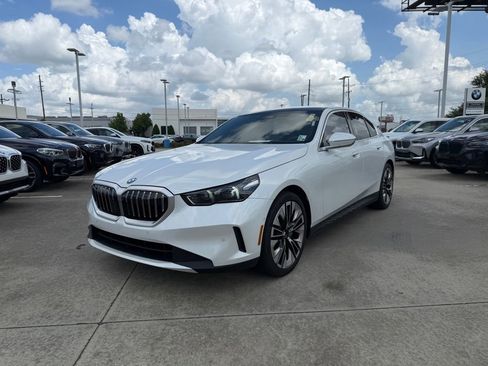 Certified 2026 BMW 540i xDrive w/ Executive Package AWD/4WD image 1