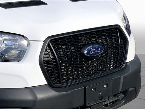 Used 2025 Ford Transit 250 148 Medium Roof Extended AWD image 25