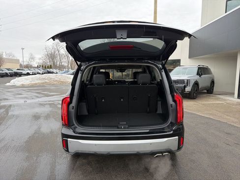 Certified 2024 Kia Telluride S w/ S Sunroof Package image 17