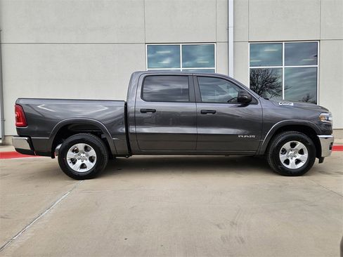 New 2026 RAM 1500 2WD Crew Cab image 2