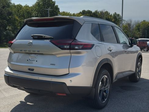 New 2026 Nissan Rogue SV w/ SV Premium Package image 5
