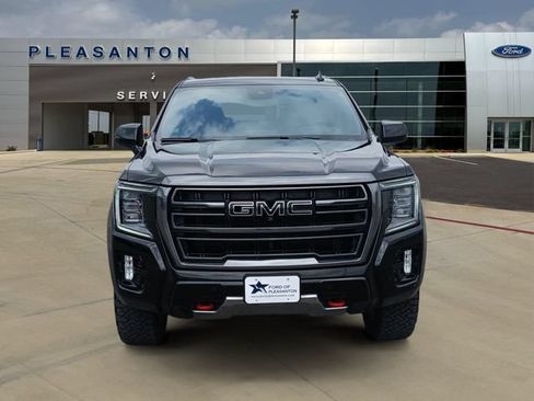 Used 2023 GMC Yukon AT4 w/ AT4 Premium Plus Package AWD/4WD image 8