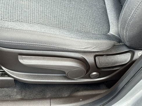 Used 2020 Hyundai Santa Fe SE FWD image 26