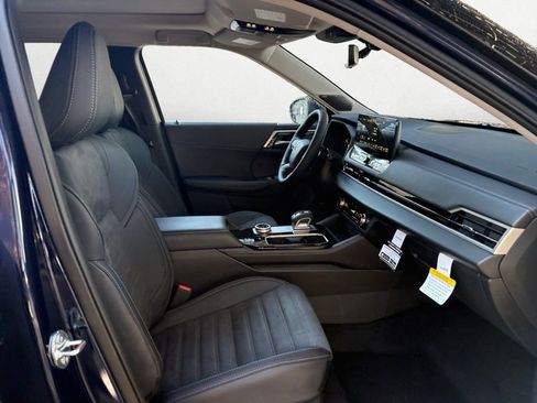 New 2026 Mitsubishi Outlander SE image 11