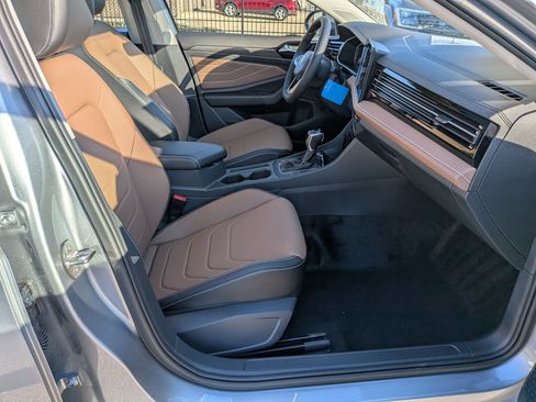 New 2026 Volkswagen Jetta SEL image 36