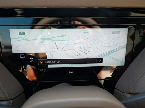 New 2026 GMC Yukon Denali w/ Sun & Power Step Package image 14