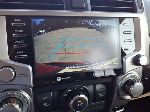 Used 2024 Toyota 4Runner SR5 image 28