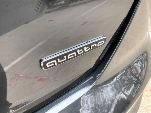 Used 2023 Audi A4 2.0T Premium w/ Convenience Package image 9