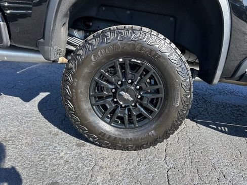 Certified 2025 Chevrolet Silverado 2500 ZR2 image 7