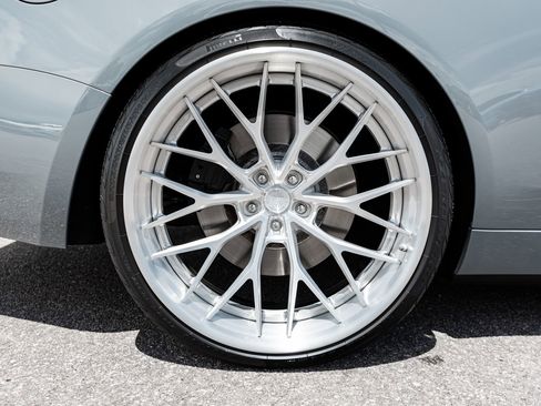 Used 2020 Rolls-Royce Dawn RWD image 16