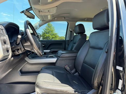 Used 2018 Chevrolet Silverado 1500 LT w/ All Star Edition AWD/4WD image 11
