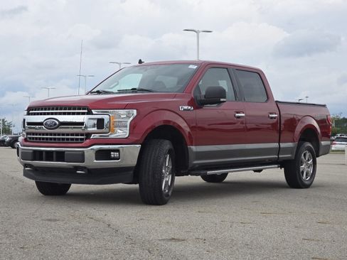 Used 2019 Ford F150 XLT w/ Equipment Group 302A Luxury AWD/4WD image 11