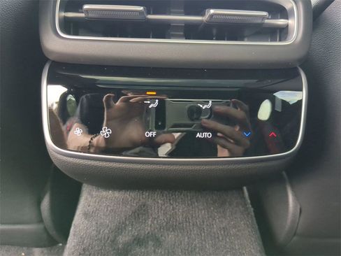 New 2025 Genesis G80 2.5T Sport Prestige image 12