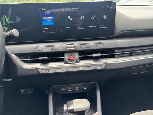 Used 2025 Kia K4 FWD image 17