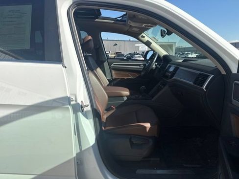 Used 2022 Volkswagen Atlas SE AWD/4WD image 17