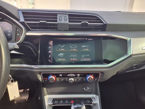 Used 2021 Audi Q3 2.0T Premium w/ 19" Wheel Package image 19