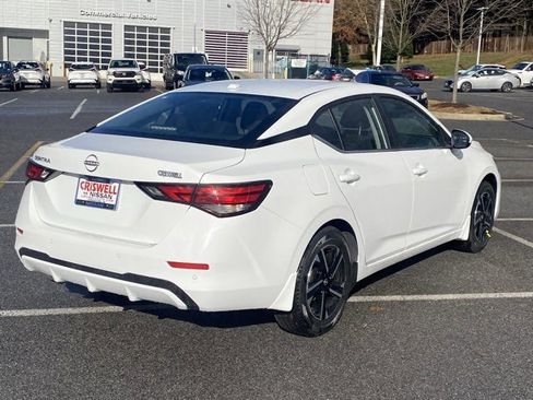 New 2025 Nissan Sentra SV image 7