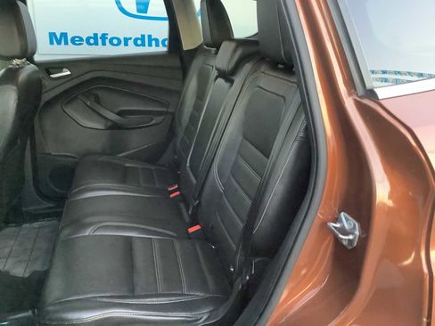Used 2017 Ford Escape Titanium image 13