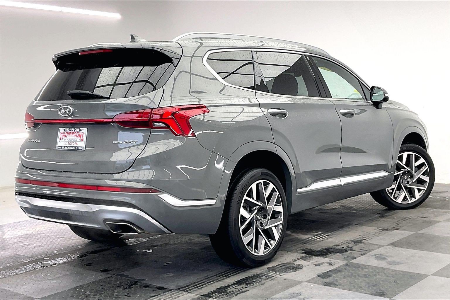 Used 2023 Hyundai Santa Fe Calligraphy w/ Cargo Package AWD/4WD image 13