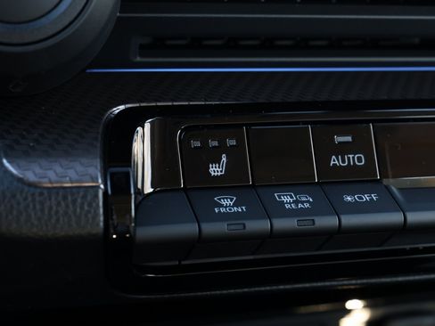 New 2026 Toyota Prius XLE image 23