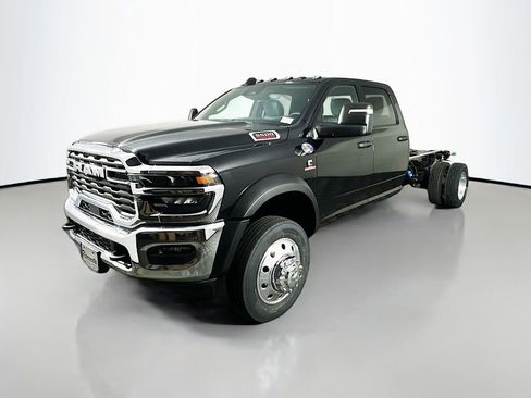 New 2026 RAM 5500 Tradesman w/ Chrome Appearance Group image 3