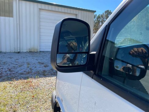 Used 2014 Chevrolet Express 2500 2500 Cargo image 37