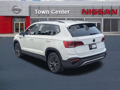 Used 2023 Volkswagen Taos S FWD image 5