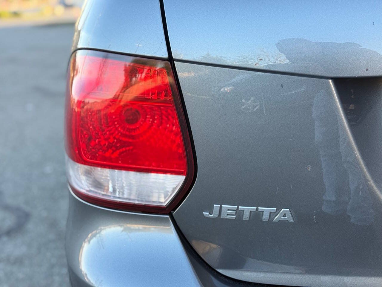 Used 2010 Volkswagen Jetta TDI FWD image 22