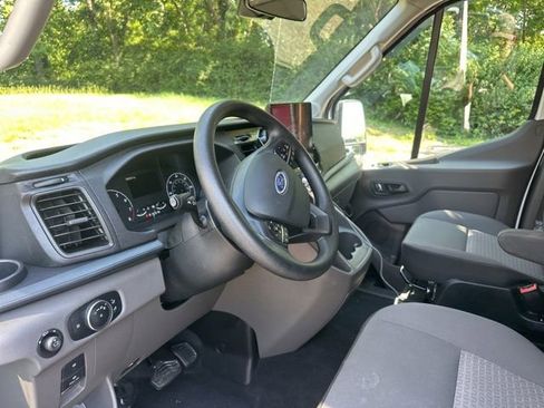 Used 2023 Ford Transit 350 XLT AWD/4WD image 4