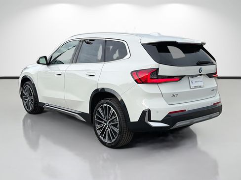New 2026 BMW X1 xDrive28i w/ Technology Package AWD/4WD image 5