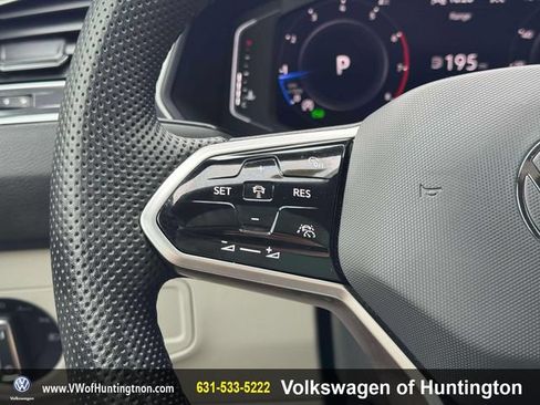 Used 2023 Volkswagen Tiguan SEL R-Line AWD/4WD image 23