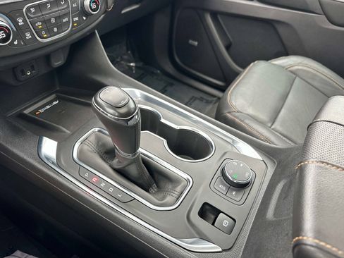 Used 2019 Chevrolet Traverse Premier w/ Redline Edition image 26