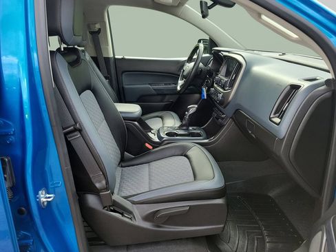 Used 2022 Chevrolet Colorado Z71 AWD/4WD image 23