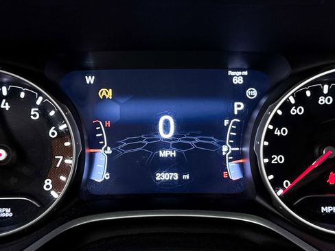 Used 2019 Jeep Compass Sport w/ Tech Group FWD image 34