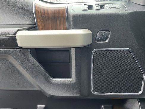 Used 2016 Ford F150 Lariat w/ Equipment Group 502A Luxury image 13