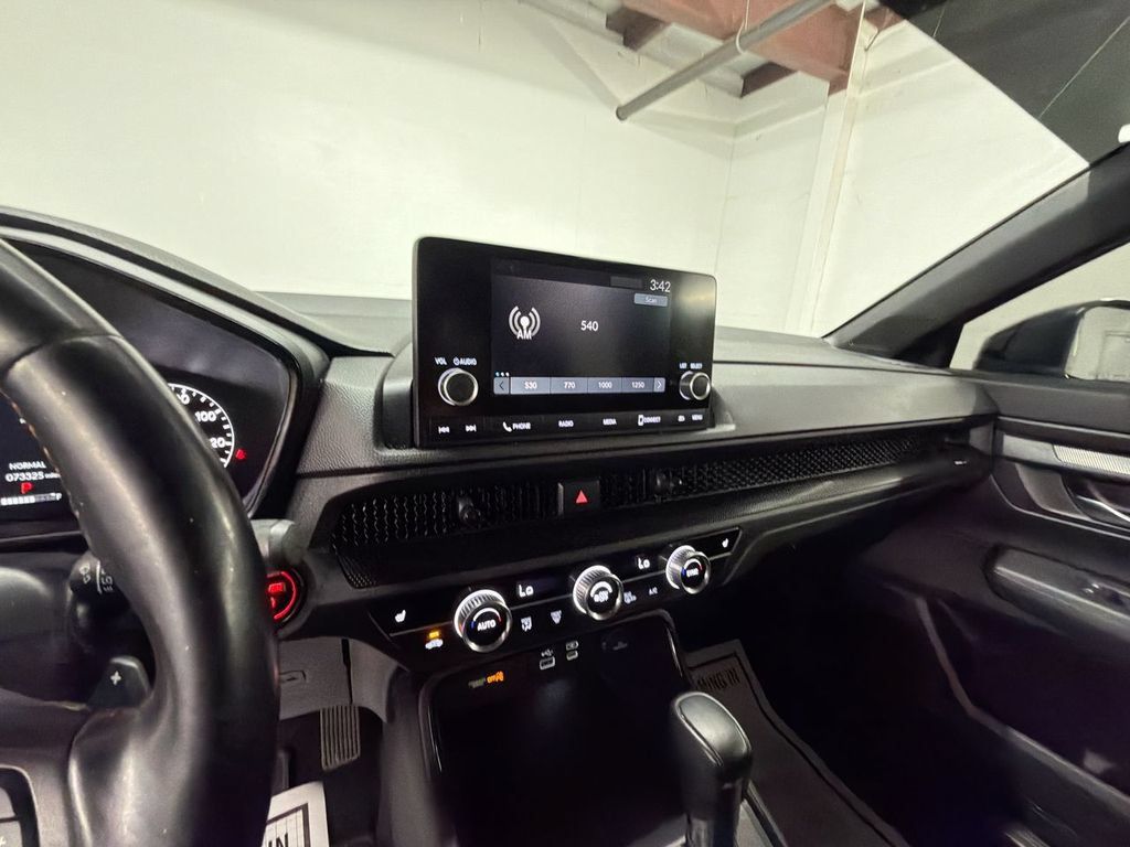 Used 2024 Honda CR-V Sport image 17