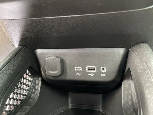 Used 2022 Chevrolet TrailBlazer RS FWD image 27