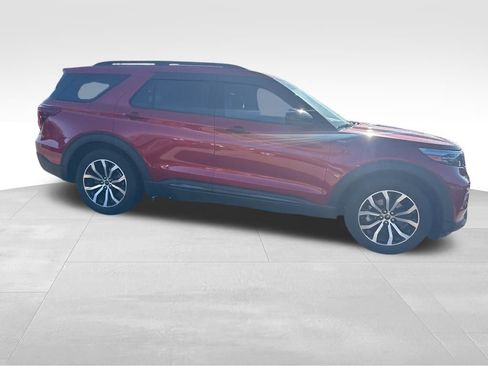 Used 2022 Ford Explorer ST-Line image 10