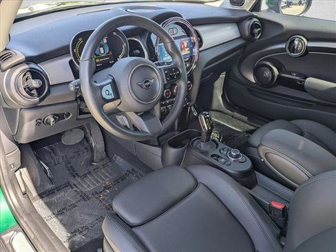 Used 2024 MINI Cooper SE FWD image 18